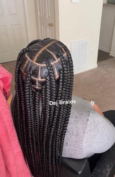 Jumbo Knotless Box Braids With Dramatic Edges, Extreme Vilonce Mod, Jazz Festival Outfit Summer, Large Knotless Braids Hairstyles, Stitch Braids With Design, Hairstyles School, Big Box Braids, Single Braids