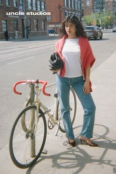 the diner crewneck, the t-shirt, the straight jean Kimchi Blue, Pre Fall, Everyday Essentials, Diner, Everyday Essentials Products, Lookbook