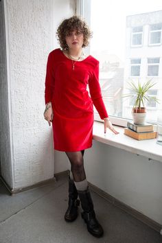 Vintage 70's red velvet midi long sleeved zip fastening on the back dress. UK size written 12, but looks flexible. Model size on the photo is 10. Measurements: length 37 inches, sleeve 21 inches, chest 39 inches, waist 32.5 inches, hips 40 inches. Fitted Red Velvet Long Sleeve Dress, Red Fitted Velvet Dress With Long Sleeves, Vintage Knee-length Midi Dress For Winter, Red Fitted Velvet Dress For Winter, Fitted Red Velvet Winter Dress, Red Long Sleeve Vintage Midi Dress, Fitted Red Long Sleeve Dress For Winter, Red Long Sleeve Velvet Dress For Party, Red Long Sleeve Velvet Party Dress