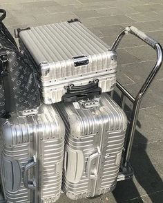 Silver Luggage Aesthetic, Rimowa Luggage Aesthetic, Aesthetic Luggage, Luggage Aesthetic, Catch Flights, Suitcase Traveling