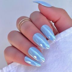 Baby Blue Chrome Nails Almond, Blueberry Milk Nails Chrome, Baby Blue Crome Nails, Almond Nail Colors, Silver Almond Nails, Baby Blue Chrome Nails, Chrome Blue Nails, Chrome Nails Blue, Baby Blue Chrome