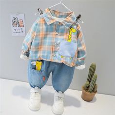 Spring Autumn Baby Boys Clothing Sets Cartoon Giraffe – Pink & Blue Baby Shop Summer Cartoon Character Print Tops, Cartoon Style Cotton Top With Letter Print, Cotton Cartoon Style Tops With Letter Print, Casual Long Sleeve Character Print Sets, Cute Cotton Sets With Pockets, Casual Long Sleeve Sets With Character Print, Long Sleeve Character Print Playtime Sets, Playful Long Sleeve Character Print Sets, Playful Character Print Long Sleeve Sets