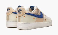 The Nike Air Force 1 Low “Los Angeles Flea” is a colorway of the retro basketball shoe with a “do-it-yourself” vintage-inspired look.  Along with its unique aesthetic that features several materials, the “Los Angeles Flea” also nods to the city’s popular flea markets that sell vintage goods.  The toe, forefoot, and heel are designed in Sail-colored canvas while the mid-panel features a tan textile motif.  Brown quilted nylon appears on the collar.  Exposed white contrast stitching is found along Nike Air Force Low, Retro Basketball Shoes, Retro Basketball, Shoe Wishlist, Air Forces, Nike Air Force 1 Low, Stadium Goods, Swag Shoes, Flea Markets