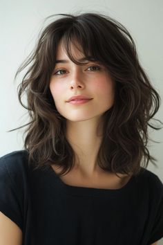 Haircuts With Bangs And Layers Short, Chunky Layers Shoulder Length Hair, Medium Long Layers With Curtain Bangs, Shoulder Length Hair Layers Wavy, Medium Hair Layers Wavy, Haircuts Bangs Medium, Mid Length Hair Curtain Bangs Layers, Wavy Haircut Curtain Bangs, Mid Length Layered Hair Curtain Bangs