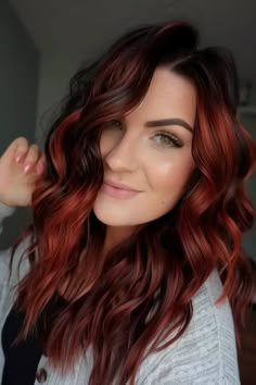 Highlights Ideas For Black Hair, Red Dark Hair, Dark Hair Highlights, Black Hair With Red Highlights, Burgundy Balayage, Ideas For Black Hair, Black Red Hair, Highlights Ideas, Black Hair Balayage