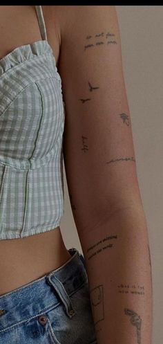 ◟̽◞̽ 𝘱𝘪𝘯𝘯𝘦𝘥 𝘣𝘺 𝘩𝘶𝘴𝘩𝘺𝘰𝘶𝘳𝘤𝘳𝘺𝘪𝘯𝘨 ◟̽◞̽ Tato Minimal, Tattoo Spots, Inspiration Tattoos, Petite Tattoos, Small Arm Tattoos, Stylist Tattoos, Classy Tattoos, Discreet Tattoos