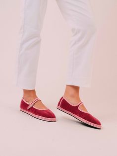 Svetis Mary Jane Cherry – Sveti Stefan Sveti Stefan, Mary Jane Shoe, Zapatos Mary Jane, Dr Shoes, 2022 Style, Online Shopping Shoes, Color Block Design, Shoes Flats Sandals, Fancy Shoes