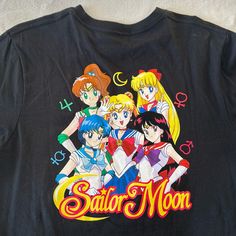 Brand New Never Worn Black Sailor Moon Shirt (Whole Group On The Back) Symbols On The Front Fits Like A Medium But Is A Large Black Sailor Moon, Sailor Moon Design, Womens Oversized Tee, Sailor Moon Shirt, Vans Top, Vans T Shirt, Diy Costume, Moon Shirt, Vans Black