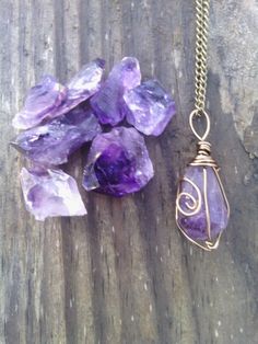 Bio Love, Amethyst Necklace Pendant, Purple Jewelry, Wire Wrapping Stones, Raw Amethyst, Crystal Necklaces, Work Jewelry, Amethyst Necklace, Beads And Wire