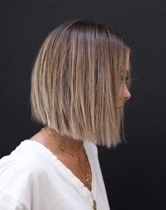 Bob Haircut for Fine Hair Short Mullet, Brunette Balayage, Bob Haircut For Fine Hair, Haircut Styles, Inverted Bob, Bob Hairstyles For Fine Hair, Hairstyle Women, Trendy Hair Color, Brown Blonde Hair