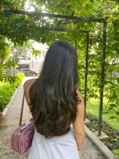 hair Haircuts For Long Hair Straight, Haircuts For Long Hair With Layers, Dance Songs, Hair Inspiration Long, Layered Haircuts For Medium Hair, Hairstyles For Layered Hair, Long Layered Haircuts, Haircuts For Medium Hair, Haircuts Straight Hair