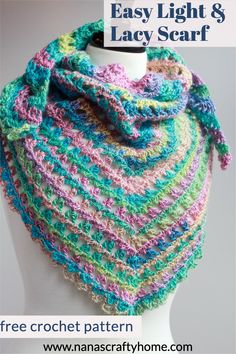 the easy crochet triangle scarf is made with yarn and yarn, so it can be used as a shawl