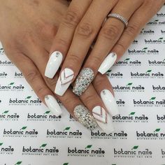 “@sophyobando thank you so much Tina.” Botanic Nails, Cute Acrylic Nail Designs, Creative Nail Designs, Coffin Shape Nails, Glam Nails, Nails Desing, Baby Boomer, Hot Nails