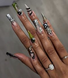 Nail Freestyle, Gel Nails Shape, French Tip Toes, Freestyle Nails, Fye Nails, Junk Nails, Finger Art, Hard Nails