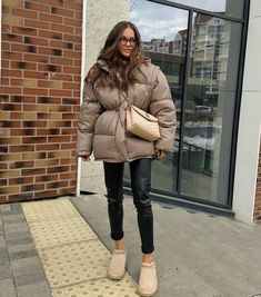 Winter Outfits Aesthetic, Winter Fashion Outfits Casual, Paris Outfits, Coat Outfits, Casual Fall Outfits, Mode Inspiration, Winter Fashion Outfits, Winter Looks, Womens Fashion Casual