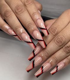 Red And Nude Nail Designs, Neutral Nail Designs, Gold Acrylic Nails, Classy Nail Designs, Nude Nail Designs, Pretty Nail Art Designs