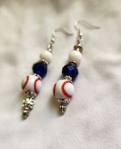 Dangle baseball earrings in white, blue and red. Earrings are 2.75" in length. Casual Blue Jewelry For Game Day, Baseball Earrings, Diy Earrings Easy, San Lorenzo, Red Earrings, Diy Earrings, White Blue, Jewelry Earrings Dangle, Dangle Drop Earrings