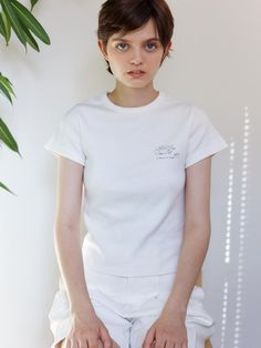 Composition : COTTON100%Country of Origin : Republic of Korea Fitted White Graphic Tee, White Cotton Graphic Tee, White Graphic Tee For Everyday Wear, Composition, Kitty, Top Outfits, Collage, The Originals, Clothes For Women