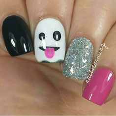 Nails Badass Nails, Ghost Emoji, Nagel Stamping, Halloween Nails Diy, Cute Halloween Nails, Nail Swag, Halloween Nail Designs, Halloween Nail Art, Cute Nail Designs