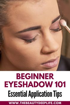 Escape the rookie realm of eye makeup and step into eyeshadow excellence! 🌟 Discover the 13 most common eyeshadow errors that beginners often make and how to dodge them seamlessly. Our guide ensures your eye makeup is foolproof and fabulous! 🎨✨ What's your biggest eyeshadow struggle? Share with us below! Eyeshadow Placement Chart, How To Apply Dark Eyeshadow, Eyeshadow For Deep Set Eyes How To Apply, How To Keep Eyeshadow On All Day, Beginner Friendly Eyeshadow Looks, How To Properly Apply Eyeshadow, Best Eye Makeup Brushes, Eyeshadow Guide