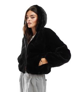 Coats & Jackets by Bershka Layer up Fixed hood Zip fastening Side pockets Long sleeves Regular fit Fur Hooded Jacket, Faux Fur Hooded Jacket, Fur Sweater, Maxi Dress Trend, Cropped Jacket, Orange Dress, Plus Size Pregnancy, Tea Dress, Jumper Dress