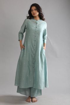 Kurta Sets for Women to Shop Online- Explore Latest Designs Silk Kurti Designs, Stylish Kurtis Design, Latest Dress Design, Simple Kurti Designs, Salwar Designs, Kurti Designs Latest, Long Kurti Designs, Kurta Neck Design, Salwar Kamiz