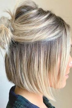 Short Hair Bun, Easy Bun Hairstyles, Short Hair Trends, Hairdos For Short Hair, Best Short Haircuts, Short Bob Hairstyles, Short Hair Cuts For Women