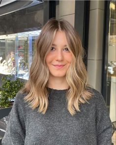 Butternut Blonde Hair, Dark Brown To Light Blonde Balayage, Light Brown To Honey Blonde Balayage, Rich Blonde Highlights, Highlighted Shoulder Length Hair, Short Bronze Hair, Honey Blonde Hair Brunette, Keeping Blonde Hair Healthy, Hair Color Easy To Maintain