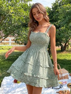 Fest Outfits, Preppy Dresses, Cute Dress Outfits, Really Cute Outfits, Dresses For Teens, Ditsy Floral, Cami Dress, Simple Outfits