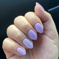 Minimalist Nails Lilac, Short Almond Nails Lavender, Lavender Round Nails, Lavender Nails With Glitter, Lila Nails, Hoco Nails, Beauty Hacks Nails