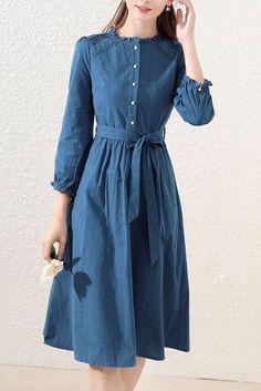 Different Dress Styles, Simple Frock Design, Simple Frocks, Navy Blue Midi Dress, Tailored Clothes, Frock Dress, Diy Vetement, Modest Dresses Casual