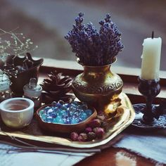 https://i.instagram.com/beauty.creek/ Altar Inspiration, Witch Altar, Magia Das Ervas, Yennefer Of Vengerberg, Witches Altar, Healing Space, Magic Aesthetic, Witchy Decor, Season Of The Witch