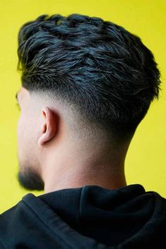 Trendsetting Taper Fade Haircuts for a Sharp Look ★ Haircut Man, Mid Fade Haircut, Men Fade Haircut Short, Best Fade Haircuts, High Fade Haircut, Mens Haircuts Short Hair, Mid Fade, Gents Hair Style, Men Haircut Curly Hair