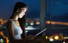 The Scary Ways Using Your Phone at Night Can Impact Your Health Vision Loss, Visiting Card Design, Internal Communications, Travel Savings, People Watching, Circadian Rhythm, I Can Do It, Screen Time, Popular Videos