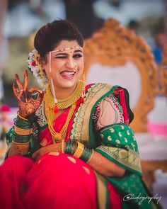 Go Offbeat With Maharashtrian Bridal Looks To Get Jaw-Dropping Stunning Look! | Weddingplz Unique Poses, Indian Bride Photography Poses, Bridal Photography Poses, Bride Photography Poses, Wedding Photoshoot Poses