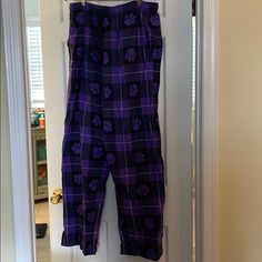 Adorable Purple And Black Plaid Dog Print Pajamas/Lounge Pants. New With Tags. 100% Cotton. Cute And Comfortable. Purple Cotton Sleepwear For Loungewear, Purple Elastic Waistband Pants For Loungewear, Casual Purple Bottoms For Pajama Party, Purple Pants With Elastic Waistband For Loungewear, Purple Relaxed Fit Sleepwear For Loungewear, Casual Purple Pants For Pajama Party, Purple Relaxed Fit Sleepwear For Lounging, Casual Purple Lounging Pants, Purple Cotton Sleepwear