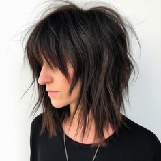 Edgy Shag with Sharp Layers Choppy Shaggy Hair, Shattered Haircut, Sleek Shag Hair, Rock Star Shag Haircut, Choppy Edgy Hair, Rock N Roll Shag Haircut, Shag With Undercut, Razor Cut Bob For Fine Hair Straight, Shag Cut No Bangs