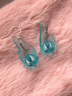 Anemoculus earrings / Genshin Impact high quality transparent 3D printed in UV resin and handpainted / Mondstadt / Venti Venti Nails Genshin, Genshin Impact Jewelry, Genshin Earrings, Genshin Jewelry, Genshin Impact Earrings, Earrings Art, Jewelry Accessories Ideas, Uv Resin, Blue Earrings