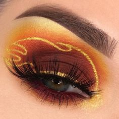 43.7k Likes, 92 Comments - wet n wild beauty (@wetnwildbeauty) on Instagram: “All eyes on @swayzemorgan who is bringing in the 🔥 HEAT 🔥 with this Fire Dragon eye look! She used…” Dragon Eye Makeup, Game Of Thrones Makeup, Ice Makeup, Dragon Makeup, Fire Makeup, Rush Themes, Nature Makeup, Dragon Halloween