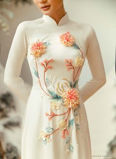 Au Dai, White Satin Pants, Bridal Ao Dai, Traditional Gown, Vietnamese Wedding, Traditional Gowns, Zinnia Flowers, Vietnamese Dress, Dream Dresses