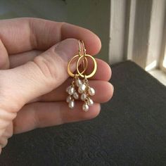 Pearl Earrings Designs, Pearl Jewelry Design, Gold Jewelry Simple Necklace, Pearl Necklace Designs, Diamonds Jewelry, Indian Jewellery Design Earrings, Gold Jewelry Earrings, Bangles Jewelry Designs, Gold Jewellery Design Necklaces