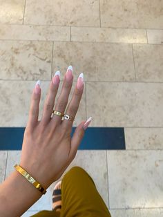 The perfect nails for summer 🌷 Nail Inspo Almond, Summer Nails Summer, Almond Nails French, Nails For Summer, Nails French, Summer Nail, Perfect Nails, Nude Nails