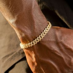 Men’s Bracelets In Gold, Men’s Gold Bracelet, Bracelet Gold For Men, Cuban Bracelet Men, Gold Jewellery For Men, Mens Bracelet Gold, Gold Bracelets For Men, Gold Bracelet For Men, Women Gold Pendant