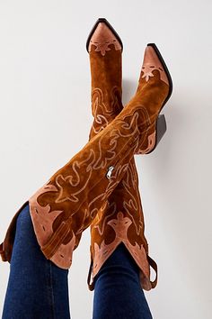 Cheap Cowgirl Boots, Western Boot Outfit, Western Boots Outfit, Black Western Boots, Short Cowboy Boots, Cowgirl Boots Outfit, Free People Boots, Bota Country, Looks Country