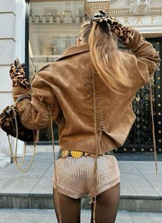 Fall Outfits With Jeans, Winter Outfit Ideas For Women, Comfy Things, Outfits With Jeans, Fall Jeans, Jeans Outfits, Style Trends, Short Shorts