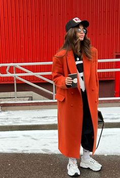 Autumn Orange Outfit, Statement Coat Outfit, Autumn Winter Street Style 2024, Orange Coat Outfit, Red Trench Coat Outfit, Dress For Christmas Party, Velvet Short Dress, Dress For Christmas, Trendy Christmas Outfits