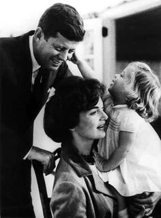 JFK, Jackie, and Caroline Jfk And Jackie, Lee Radziwill, John Fitzgerald, Jfk Jr, The Kennedys, Jackie O, American Presidents, Foto Art, Us Presidents