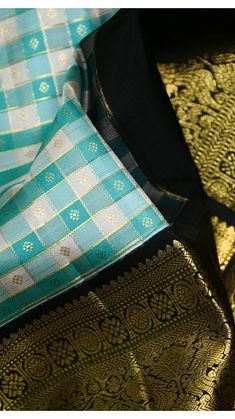 Kanchi Sarees, Traditional Silk Saree, Kanjivaram Sarees, Colour Combinations, Bridal Outfits, Mehndi Designs, Silk Saree