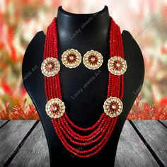 This is a stunning handmade necklace perfect for high end Jewelry Collector, a keeper in Traditional Vintage Indian/Pakistani Bridal jewelry and a Luxury Gift for your Daughter, Sister or Wife on Wedding or Anniversary. Perfect for any type of occasions, weddings And celebrations and a beautiful & memorable gift for weddings and special occasions. -Item Code:- L2715 -Green & Red Onyx Beaded Necklace Set with Earrings. -Designer kundan & faceted Green & Red Onyx beaded necklace. -Gold Plated Set with Kundan Stones which shine like Polki Diamonds. -Metal: Gold plated brass -Tika length is 5" approx -Earrings are 34mm long & 34mm wide approx -Push Back Earrings -Necklace length with pendant 10" approx excluding adjustable dori/cord -Quantity: One Necklace Set Note:- Please select your color f Polki Diamond Necklace, Pakistani Bridal Jewelry, Kundan Necklace Set, Kundan Necklace, Kundan Necklaces, Onyx Bead, Flower Necklace, Memorable Gifts, Earring Necklace