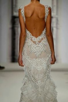 Dress Aesthetic Vintage, Runway Fashion Couture, Pnina Tornai, Warehouse Wedding, Kleinfeld Bridal, Baby Rooms, Haute Couture Dresses, Dream Wedding Ideas Dresses, Dress Aesthetic